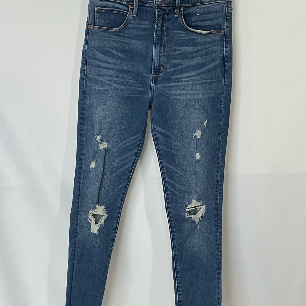 A&F Women’s 28 Distressed Skinny High Rise Abercrombie & Fitch Denim Capri Jeans - Picture 2 of 11